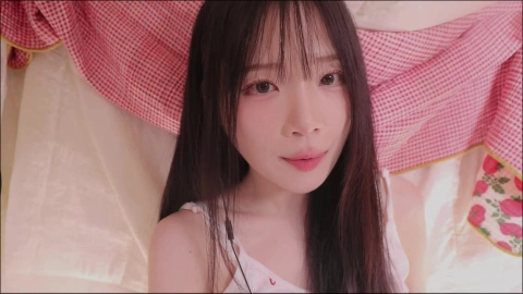 ASMR Nara Soft Whispers - Cozy Under Blanket