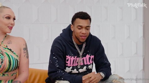 Alexis Andrews Double Penetration and Plug Chat